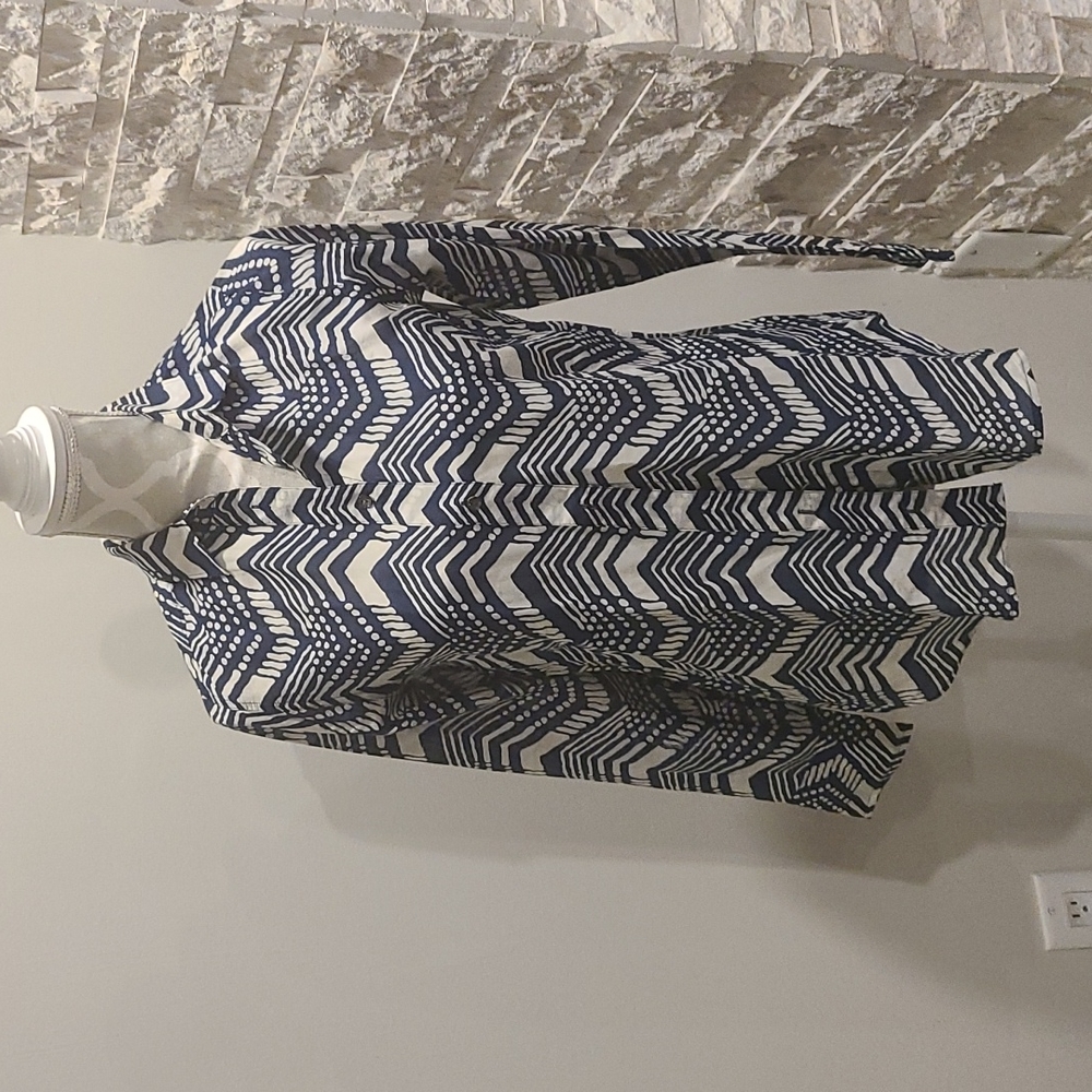 J Crew Boy pattern cotton and silk button up blouse blue & white
